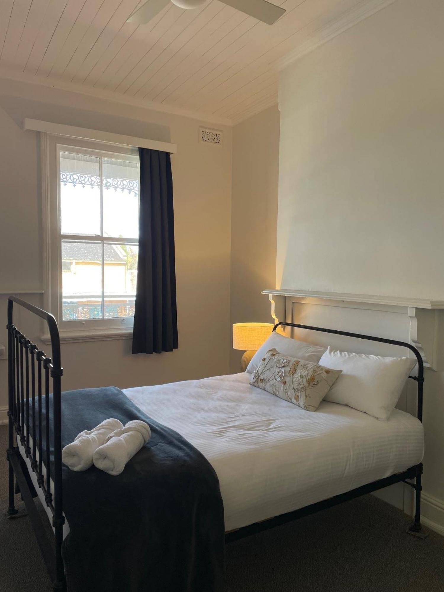 The Bolt Inn Uralla Экстерьер фото