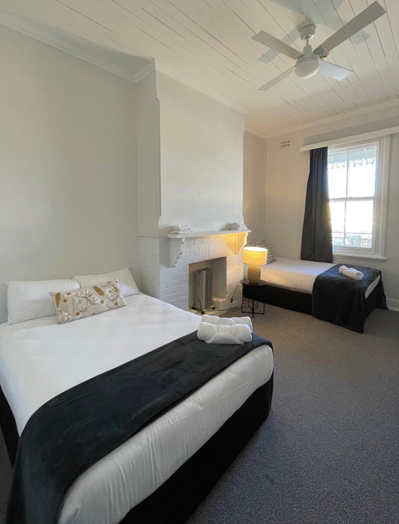 The Bolt Inn Uralla Экстерьер фото