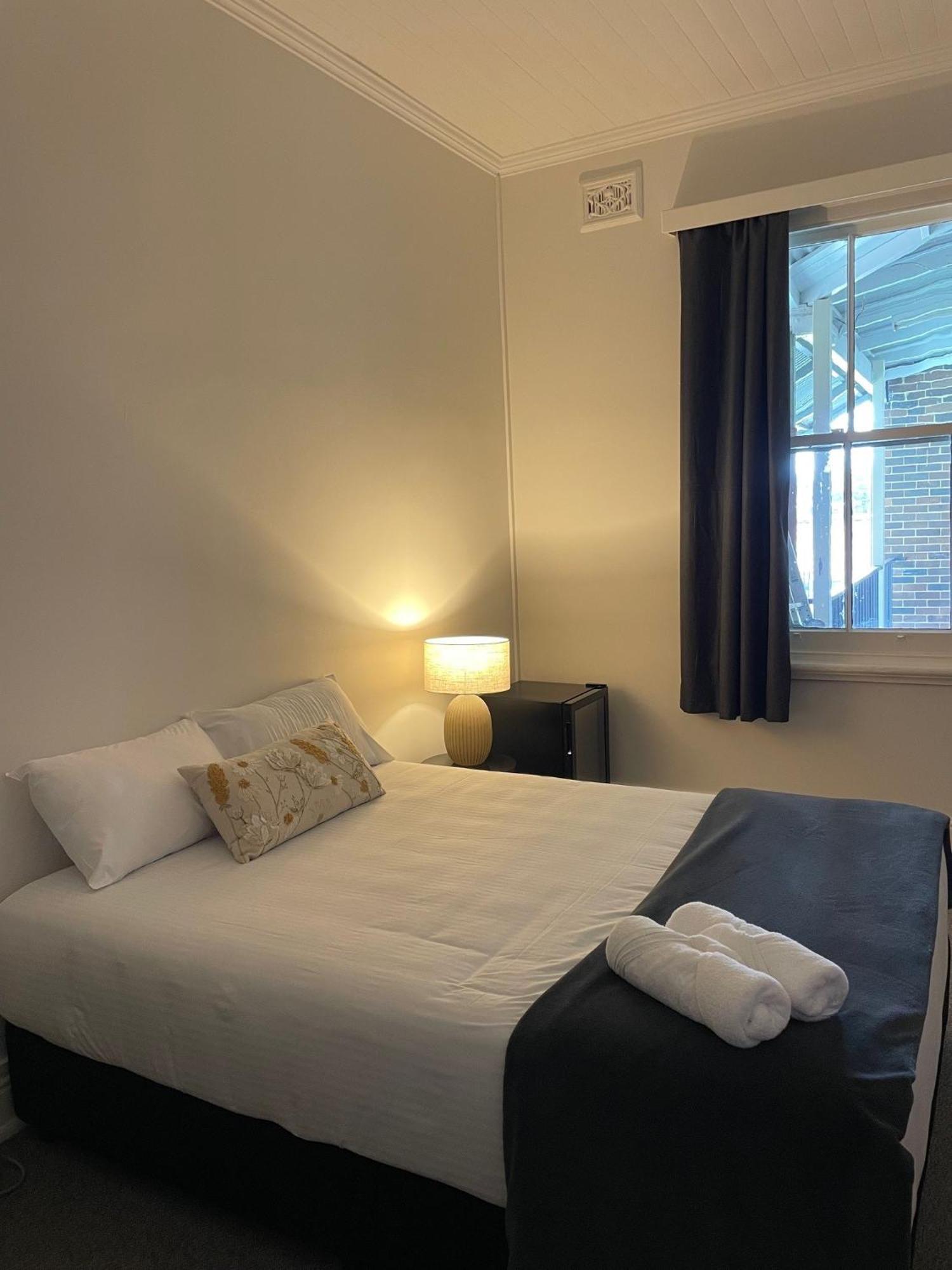 The Bolt Inn Uralla Экстерьер фото