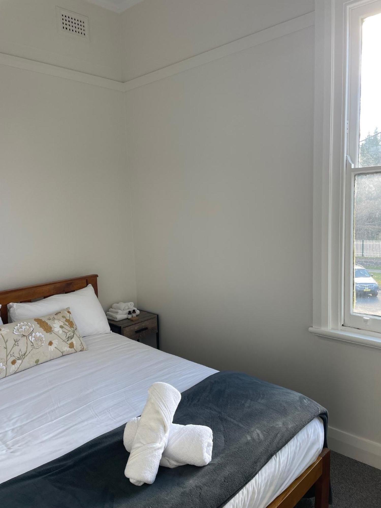 The Bolt Inn Uralla Экстерьер фото